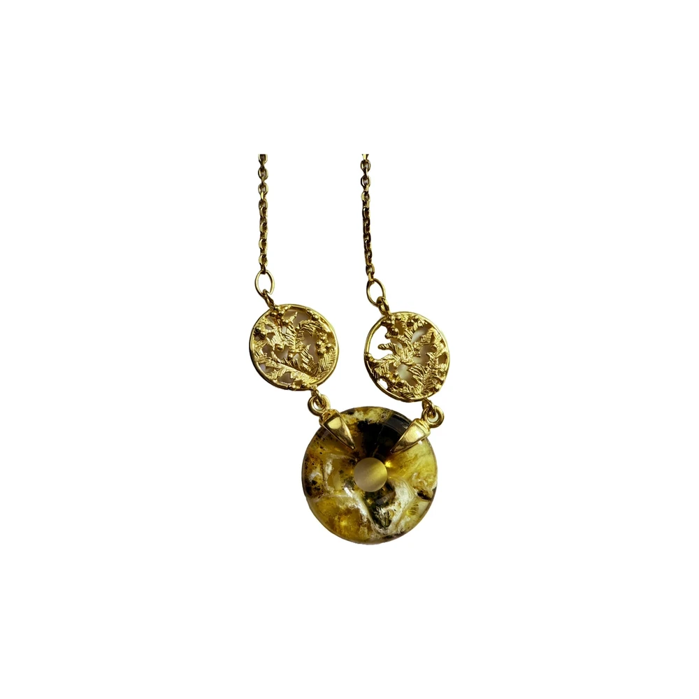 Amber pendant necklace premium gift from Bali